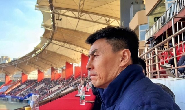 中欧体育官方网站-中甲俱乐部宁波队选帅看好李玮锋，已跟他正式接触谈判，值得期待